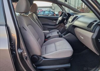 Hyundai ix20, 1.6i CVVT Trikolor,ČR,1.Maj. - 6