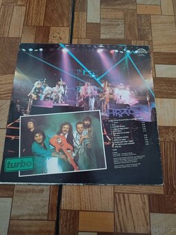 prodám 9ks lp vinyl cena za vše Platí do smazání. - 6