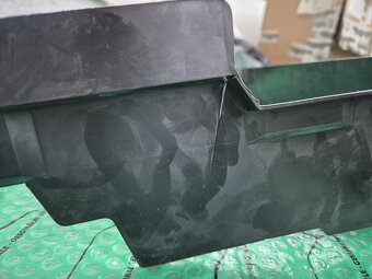 plastový kryt kolem chladiče Škoda Octavia I - 6