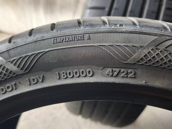 235/40 r19 letní pneumatiky Vredestein 6,5mm - 6