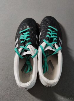 Fotbalové kopačky Adidas – styl a výkon na hřišti - 6