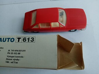 Tatra 613 KDN, Kovodružstvo Náchod, stará hračka - 6