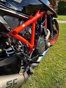Ktm superduke 1290r - 6
