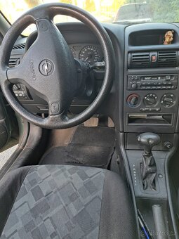 Opel Astra 1.4, 16V, RV 2000, 1. Majitel - 6