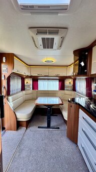 Luxusní karavan Hobby Premium 650 UFF - 6