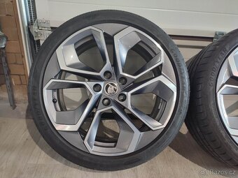 Škoda Octavia IV - RS kola/letní sada 5x112r19 225/40 r19 - 6