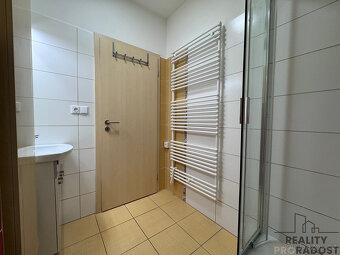 Prodej bytu 1+kk 38 m² Příční, Hodonín - 6