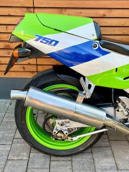 Kawasaki ZXR750 H2 - 6