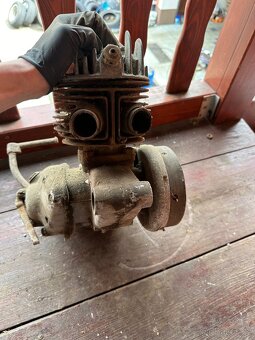 Čz 175 předválečná - motor - 6