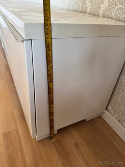 IKEA TV stolek a nástěnná skříňka Besta - 6