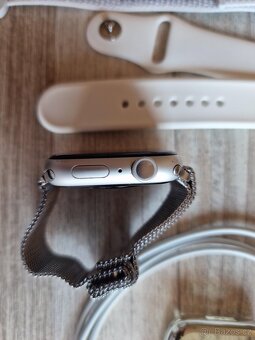 Apple Watch Series 8 (45 mm) - JAKO NOVÉ - 6