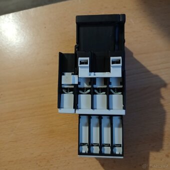 Stykač Siemens 3RT1325-1A + modul 3RH1921-1HA22 - 6