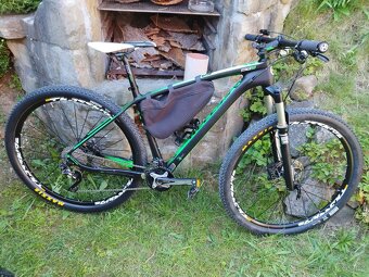 Damske panske horske kolo carbon kola 29 ram M - 6