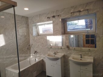 Velký dům k pronájmu:4kk,112m - 6