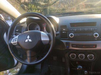 Mitsubishi Lancer 1.5  80 kW  2011 - 6