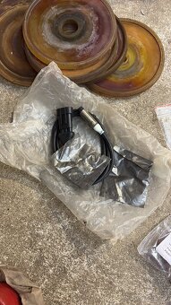 Prodám díly na postřikovač Hardi - 6