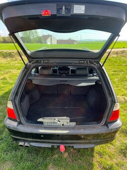 BMW 330i Touring (E46) - 6