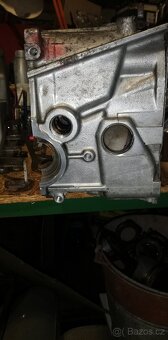 Hlava motoru Suzuki 1,6/16V - 6