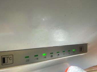Lednice Hisense americká - 6