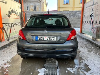 Peugeot 207 1.4 - 6