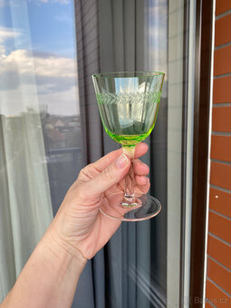 6x starožitná sklenice 120ml, uranové sklo - 6