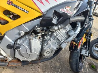 Honda CBR 600F prodám náhradní díly vcelku - 6