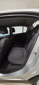 Opel corsa 1,2 i - 6