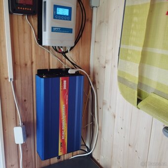 solární panely, měnič, regulátor. - 6