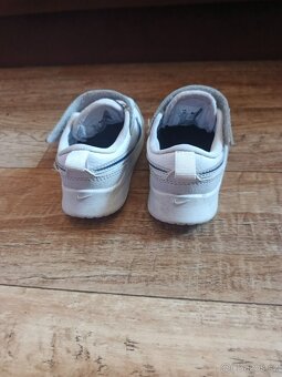 Dětské boty NIKE - velikost 22 - 6