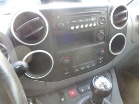 Citroen berlingo 1,6hdi 73kw Rozprodám na náhradní díly - 6