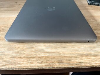 MacBook Pro 13” M1 (2020) – 16 GB RAM / 512 GB SSD / Touch B - 6