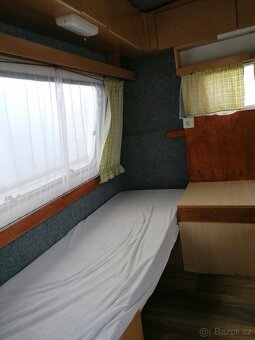 Karavan Polák N126 - větší - 6
