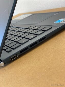 Notebook ASUS ZenBook - i5/8GB/512GB/WIN 11 - 6