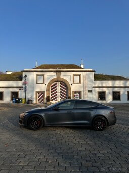 Tesla Model S 90D – doživotní nabíjení zdarma na Supercharge - 6