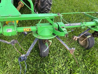 Obraceč sena Deutz Fahr KH400 -rozsah 4 metry- - 6