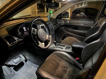 Jeep Grand Cherokee WK2 - 6