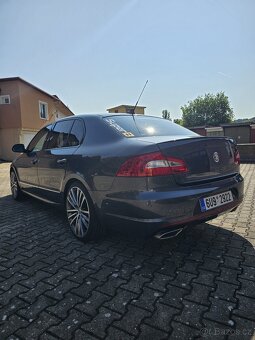 Superb 2 2.0TDi 125kw - 6