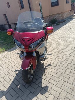 Honda goldwing 1800 - 6