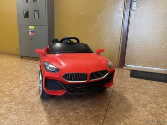 Dětské auto bmw z4(nové baterie,DO+ nabíječka ) - 6