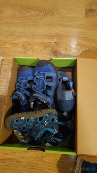 Sandále, pantofle, polobotky, zimní boty - 6