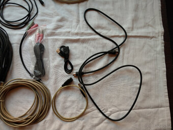 Kabely - PC, USB, S-video atd... - 6