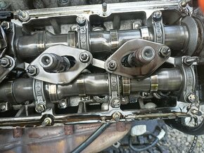 Vačky(Rolny) 2.5tdi V6 + hlavy. - 6