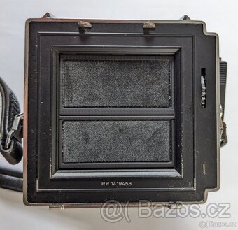 Středoformátový fotoaparát 6x6 HASSELBLAD a objektivy - 6