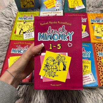 Deník mimoňky 1-9 + 2 boxy - 6