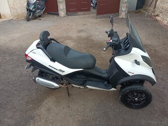 Piaggio mp3 300LT Bílá Cz doklady v ceně - 6