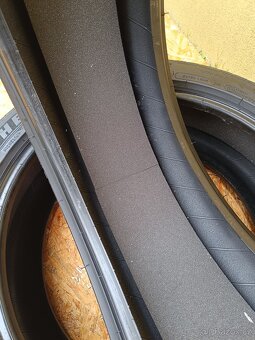 2ks zanovni letni 235/45/18 Michelin - 6