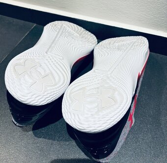 Sportovní boty Under Armour Curry 1 Low Flotro MN2 - 6