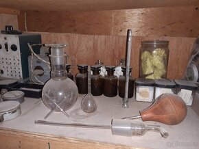 laboratorni příslušenství - 6