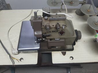 Průmyslový šicí stroj overlock JUKI - 6
