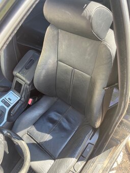 Bmw e39 525ia díly - 6